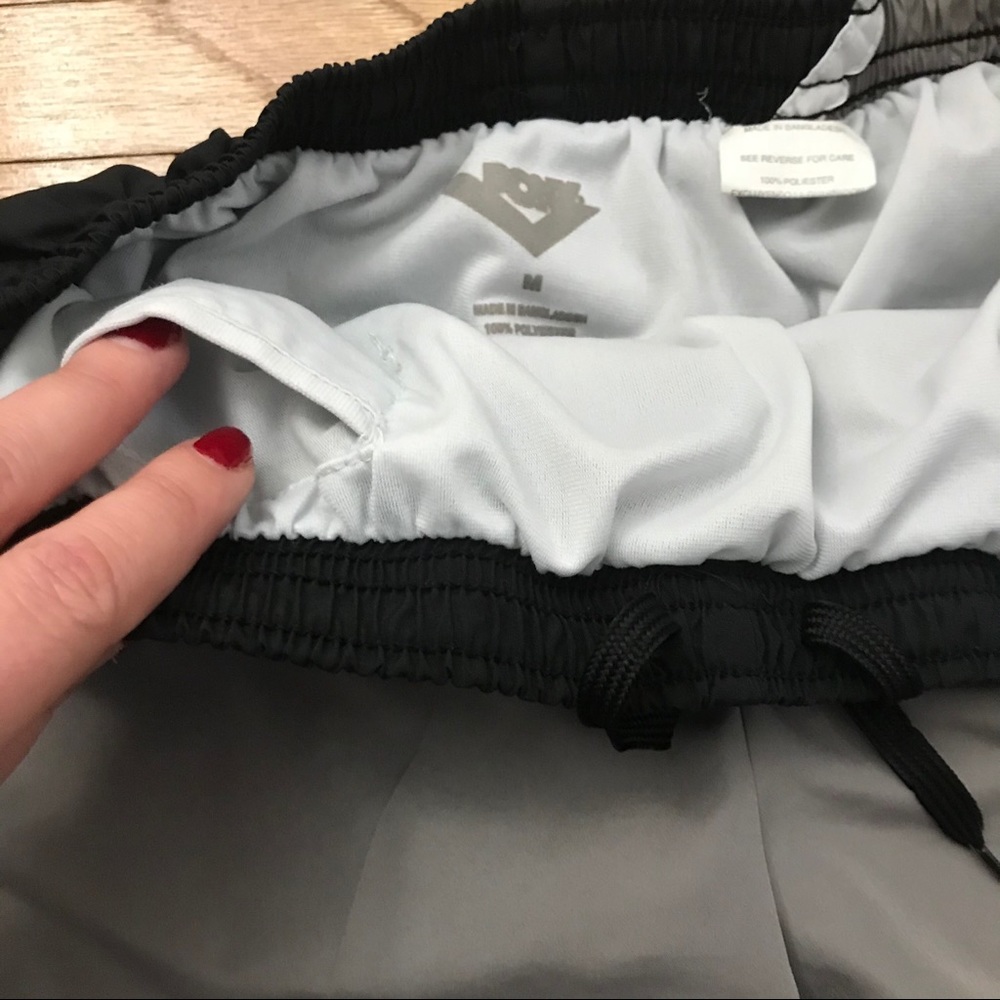 PONY Black & Gray Diagonal Design Athletic Shorts - Picture 6 of 8